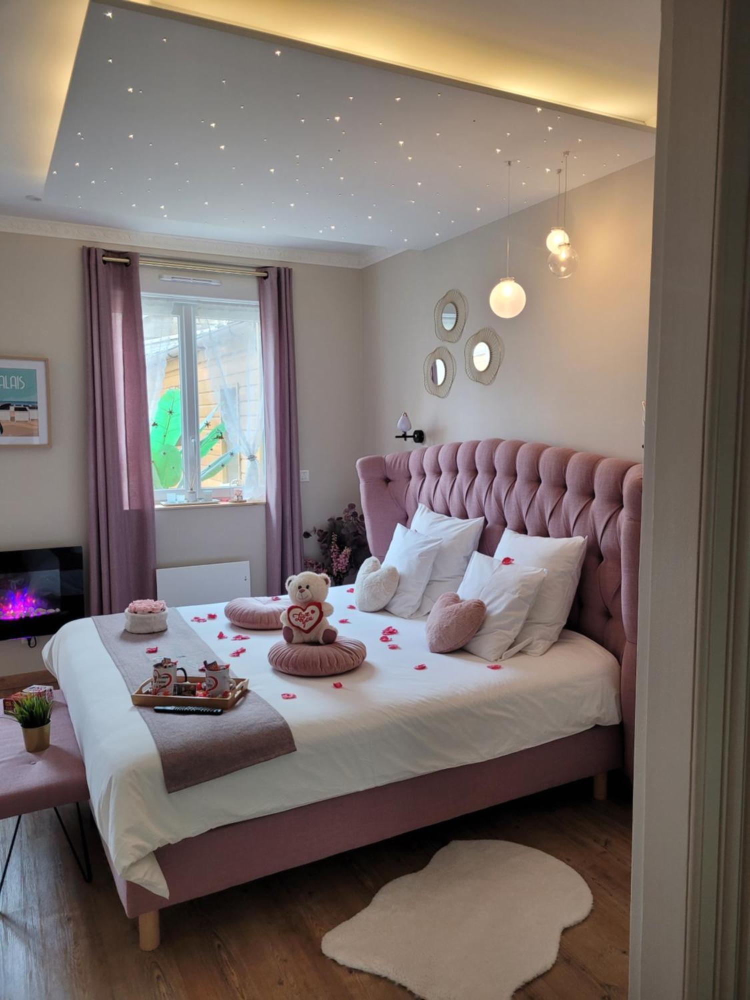 La Bulle Romantique Calais Bagian luar foto