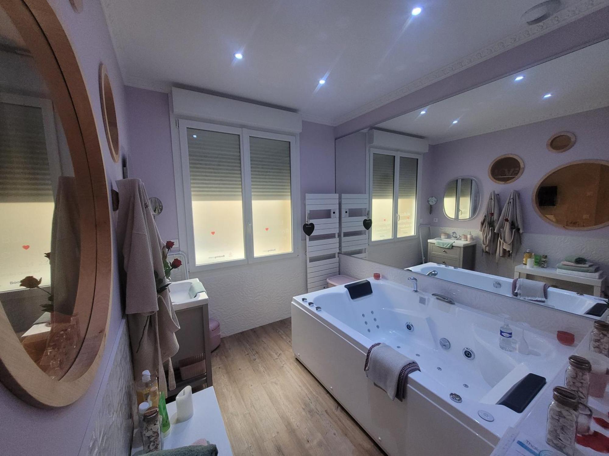 La Bulle Romantique Calais Bagian luar foto